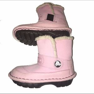⭐️ Crocs Boots NWOT