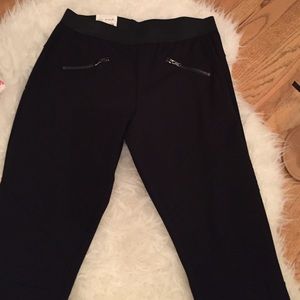 Black Pants with Knee Detail