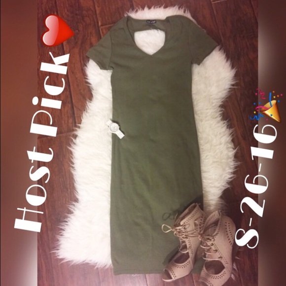 Love Ari Dresses & Skirts - 💝HP-8-26-16💝 Cute Olive Green Dress👗