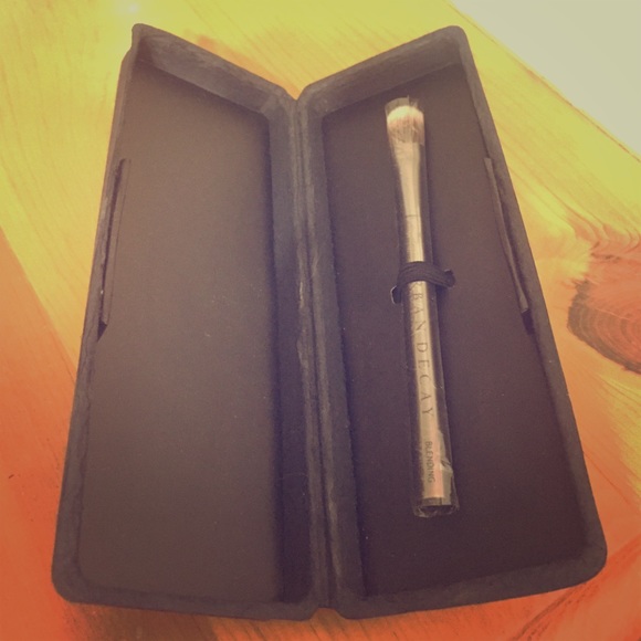 Good Karma Blending Brush