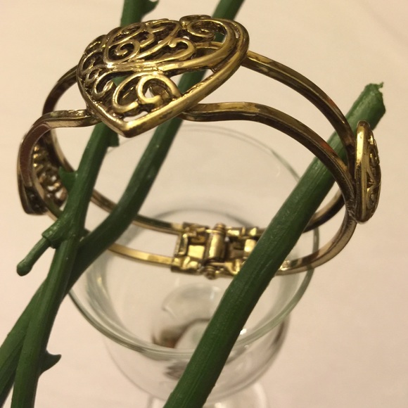 Fabulous Heart Gold Plated Bracelet