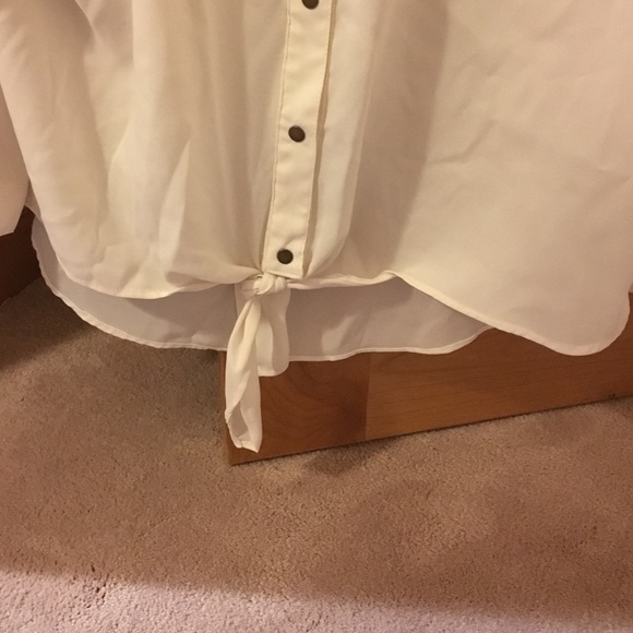 White button up - Picture 2 of 3