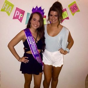 Meet your Posher, Christine