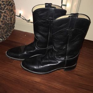 Justin black boots