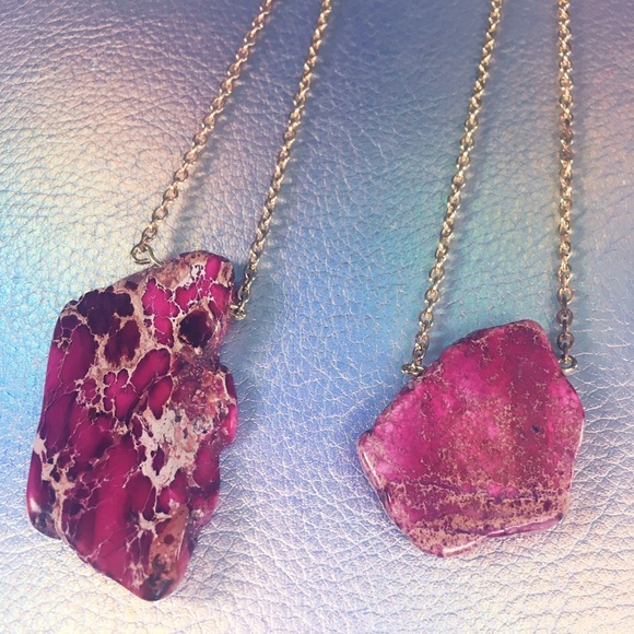 💖 Natural Pink Stone Gold Necklace