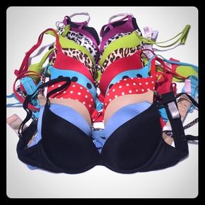 Victoria secret bra bundle :: 32A