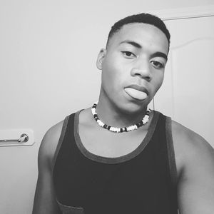 Meet your Posher, Travis