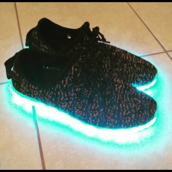 LED tennis shoes!!  New never worn!