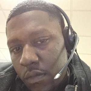 Meet your Posher, Dominique