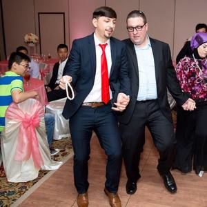 Meet your Posher, Christopher