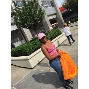 Meet your Posher, Suleidy