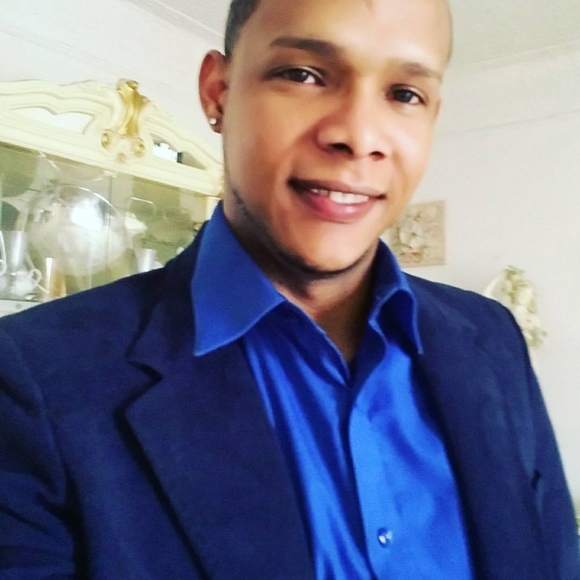 Meet your Posher, Miguel - Picture 1 of 1