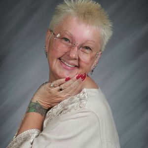 Meet your Posher, Christine