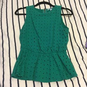 Pim and Larkin top XS shop bop