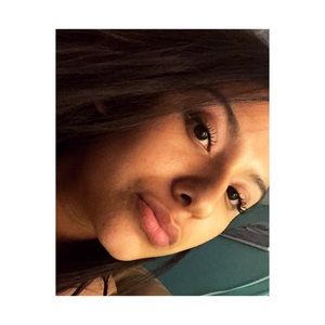 Meet your Posher, Carmen