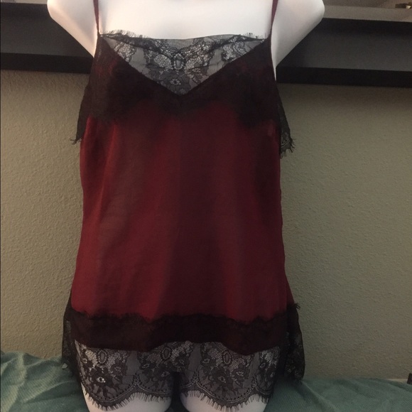 ❌ SOLD ❌ Nasty Gal sheer lace  Burgundy top - Picture 4 of 5