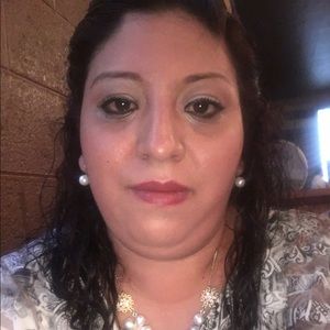 Meet your Posher, Sandy