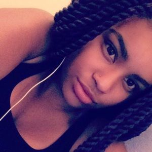 Meet your Posher, Arrielle