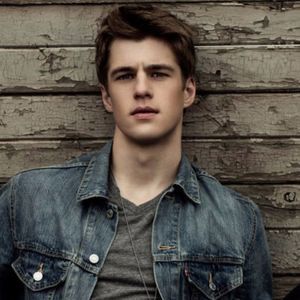 Meet your Posher, Juana