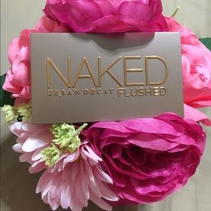 Urban Decay Naked Flushed Pallet- Naked