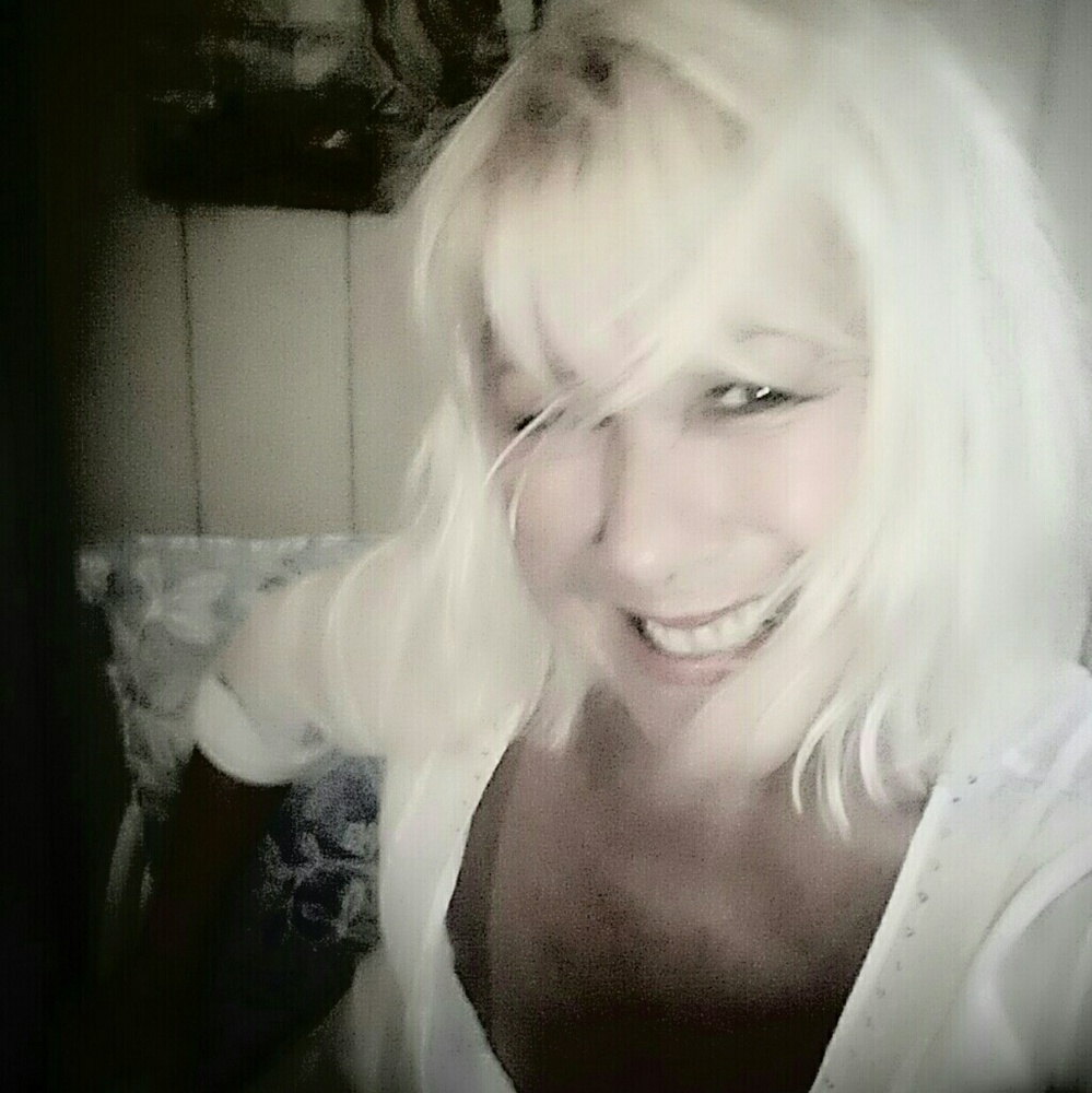 Meet your Posher, Cate