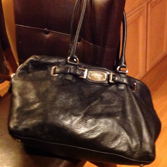 Large Michael kors leather bag