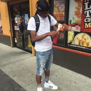 Meet your Posher, Elijah