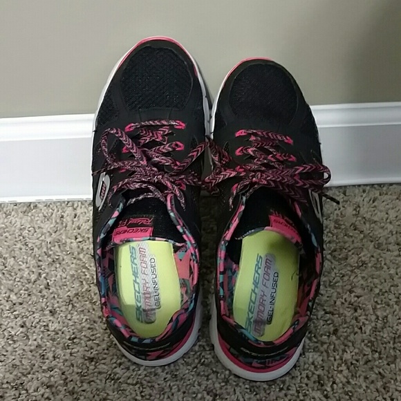 Sketchers Relaxed Fit