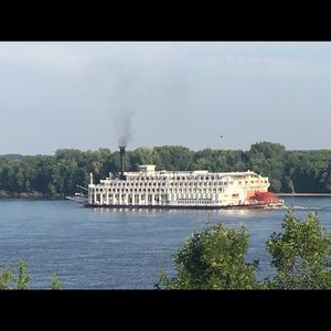 Meet your Posher, Sherie