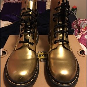 Dr.Martens