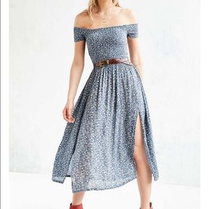 Kimchi Blue Off-Shoulder Smock Top