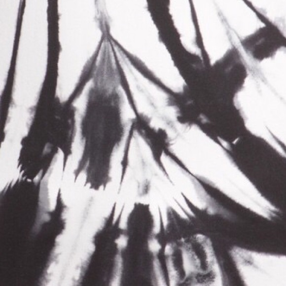 **NWT**Matching Tie Dye Active Wear - Picture 4 of 4