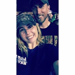 Meet your Posher, Dara