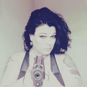 Meet your Posher, Carrie