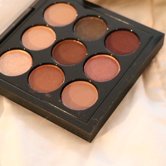 Mac Burgundy Eyeshadow Palette x2 - Picture 3 of 3