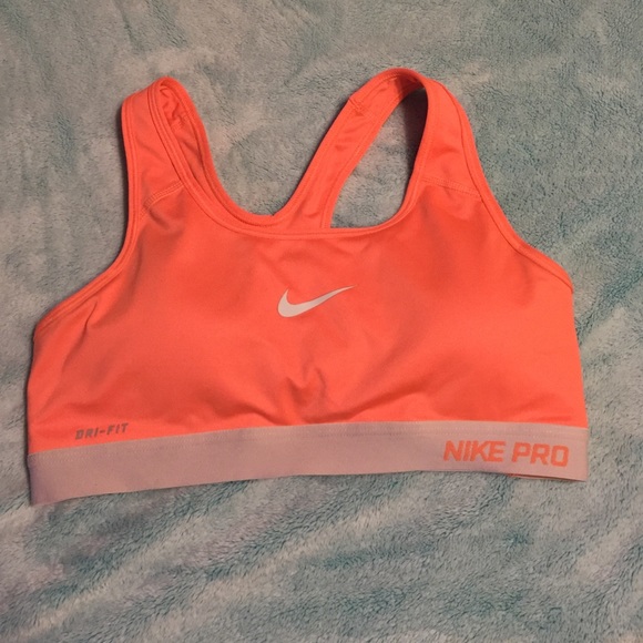 Nike Pro padded sports bra