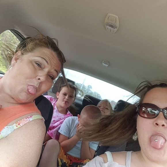 Meet your Posher, Nicole