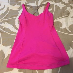 Lululemon fitted top