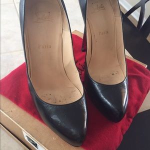 Christian Louboutin's Rolando Size 10 (40)