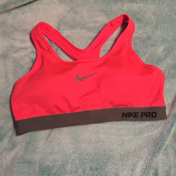 Nike Pro padded sports bra