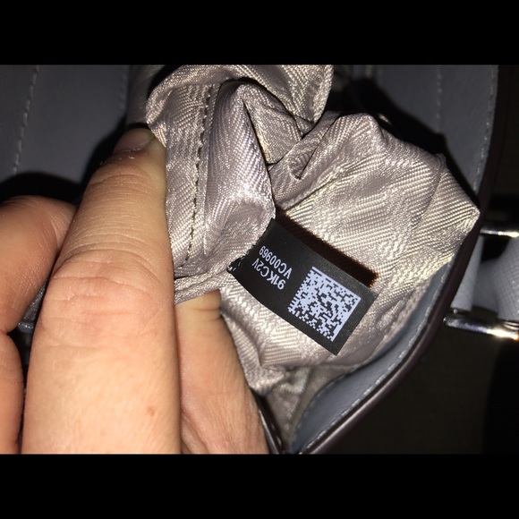 Michael Kors - Picture 3 of 4