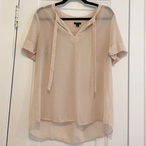 Sheer peach Ann Taylor blouse sz M