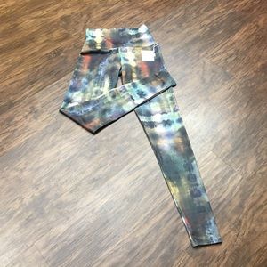 NWT Onzie High Rise Yoga Legging!