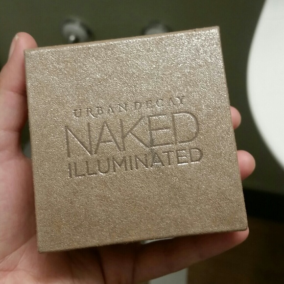 Urban decay Illuminator