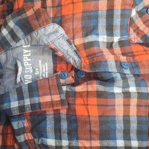 Men's Mossimo plaid flannel button down