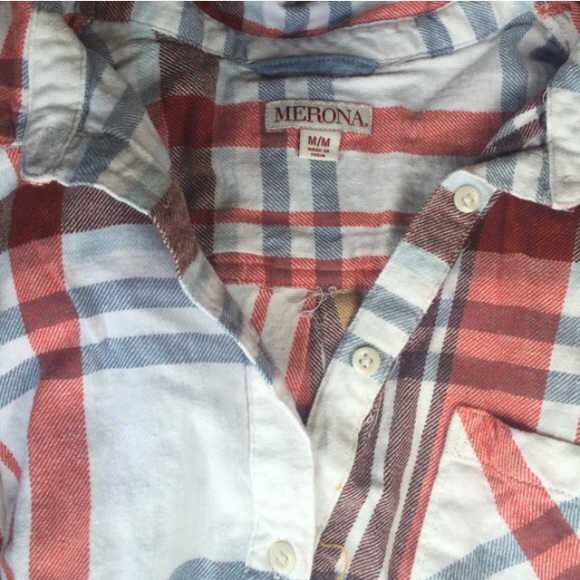 White multicolored flannel, long tail