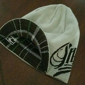 O'neill "hipster" woman knit Hat with short visor