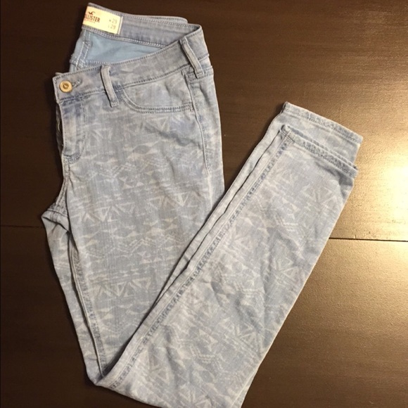 Hollister skinny jeans