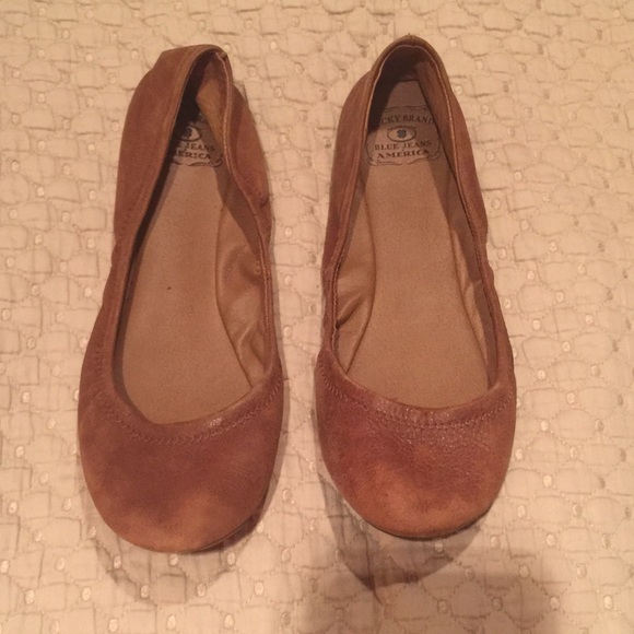 Lucky Brand Brown flats size 9