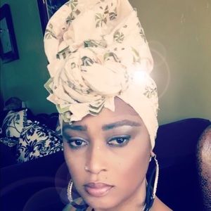 Meet your Posher, Gail